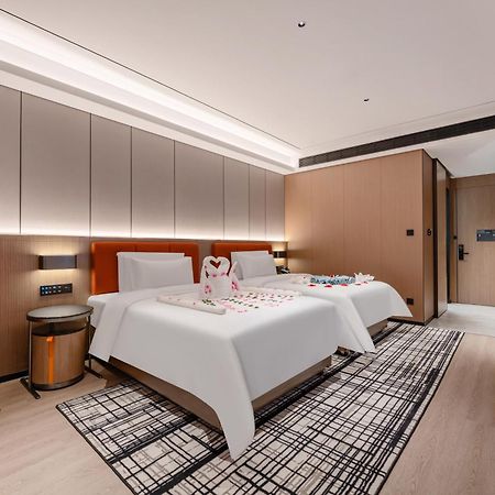 Liang Fan Holiday Inn Guangzhou Exterior foto