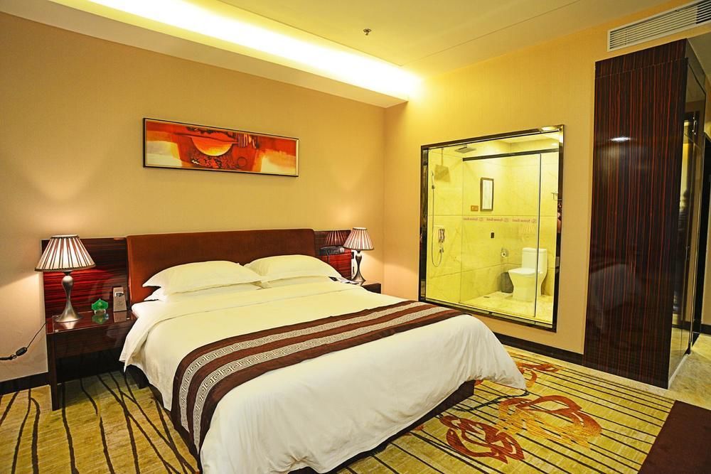 Liang Fan Holiday Inn Guangzhou Exterior foto